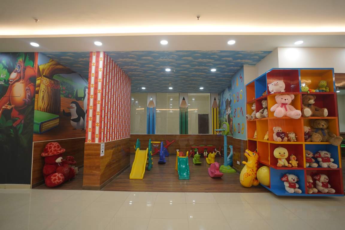 gold avenue Children's play area