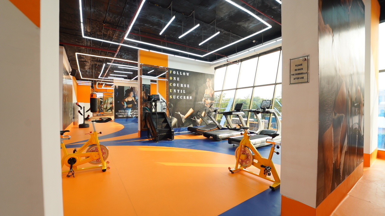 gold avenue Gymnasium