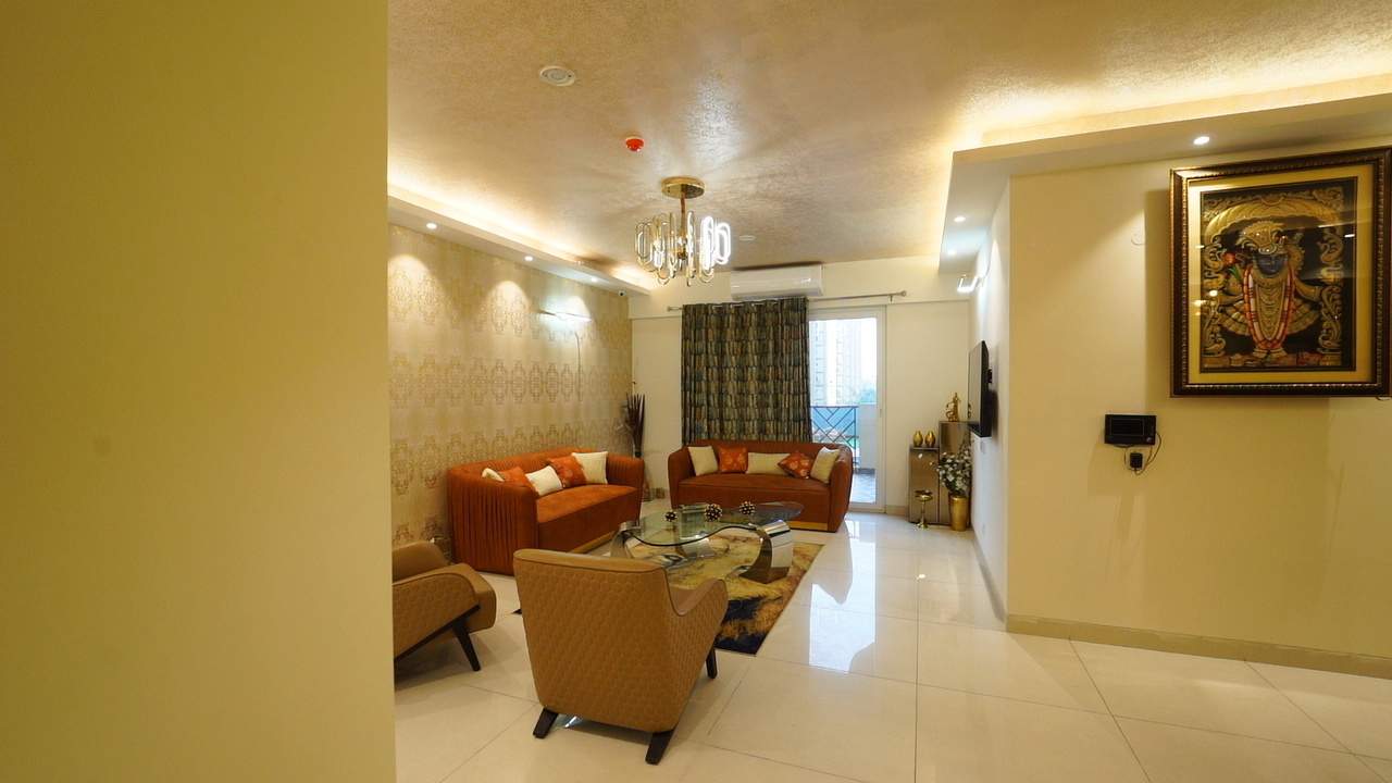 gold avenue Living Area