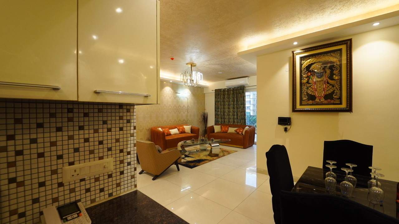 gold avenue Living Area