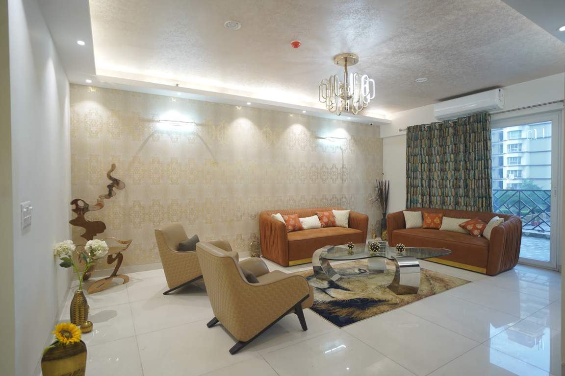 gold avenue Living Area