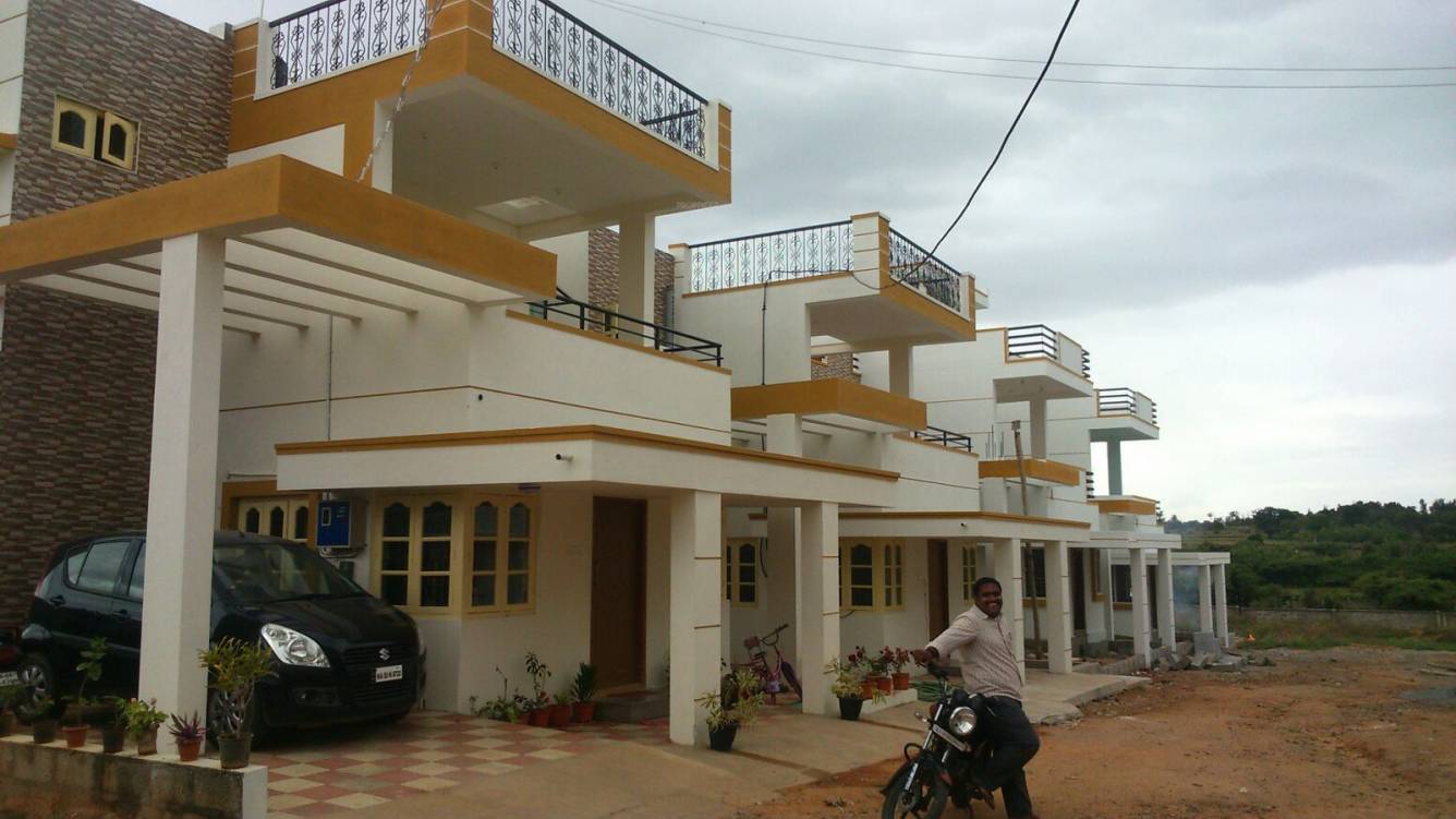 Images for Elevation of Bizpro Golden Mile Villa