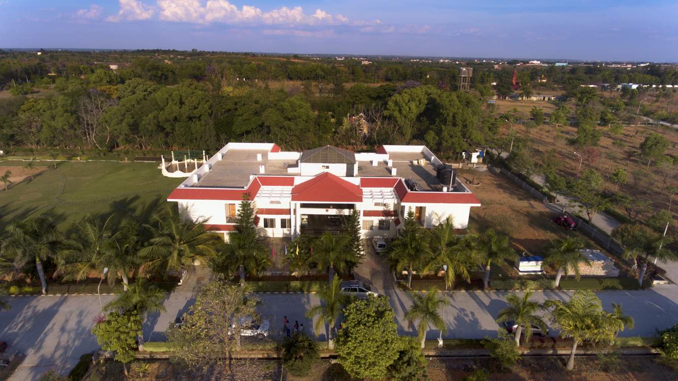 Images for Amenities of Bizpro Golden Mile Villa