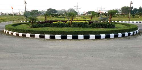  city Images for Elevation of Parsvnath City