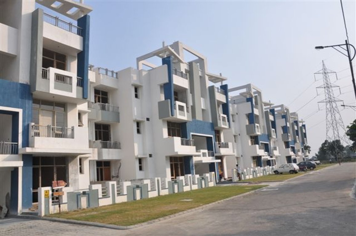 Images for Elevation of Parsvnath Royale Floors