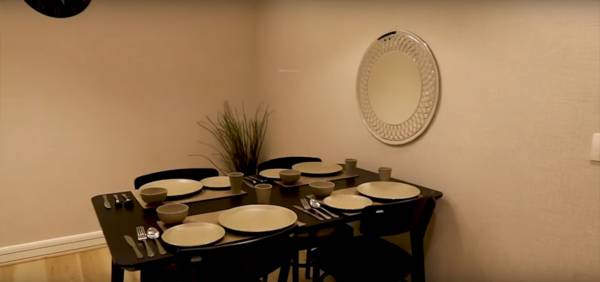  marina-enclave Dining Area