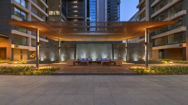 Others paarijat-eclat Others