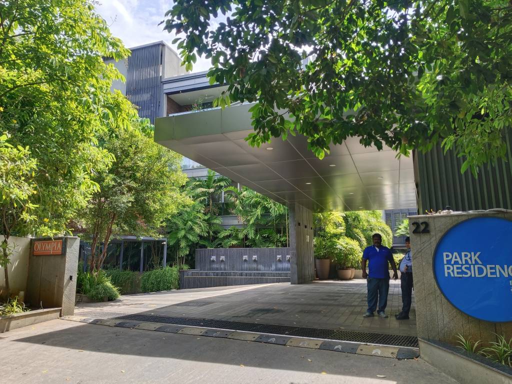  park residence Others