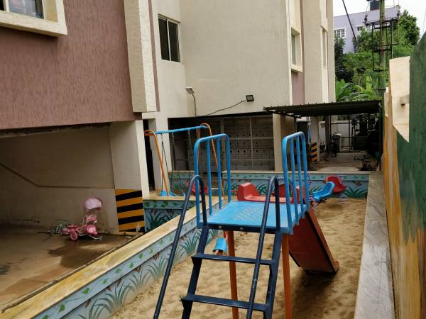  status Children's play area