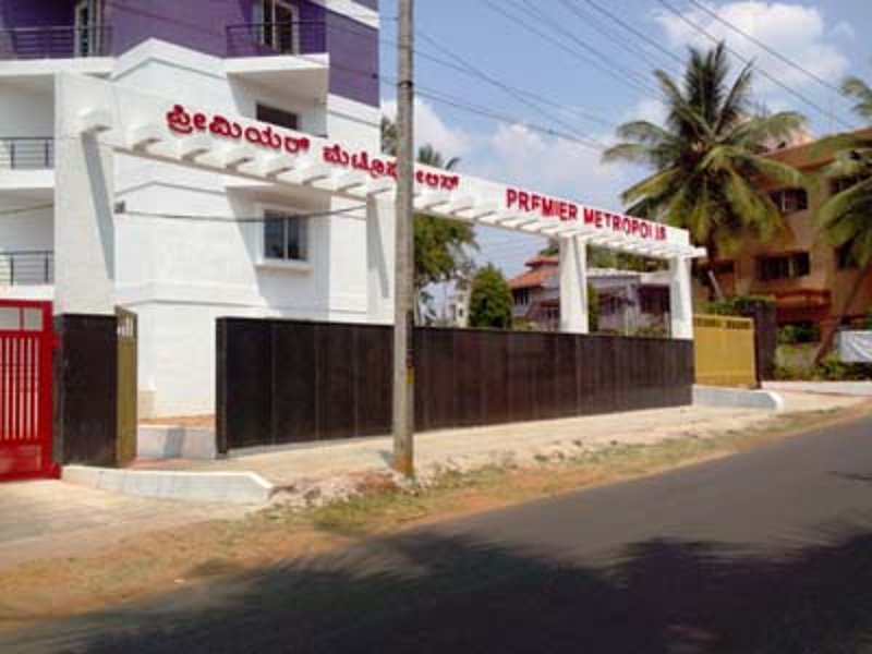  metropolis Images for Amenities of Premier Metropolis