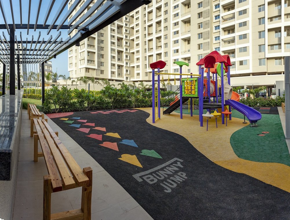 natures pride phase i Children's play area