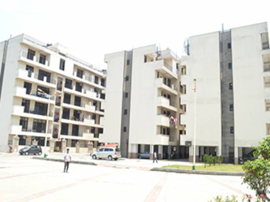 gracious apartment Elevation