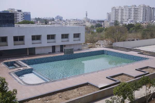  leisure-town Swimming Pool
