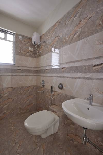  leisure-town Bathroom