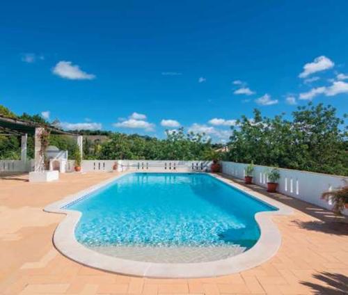  solitaire Images for Amenities of Wadhwa Solitaire