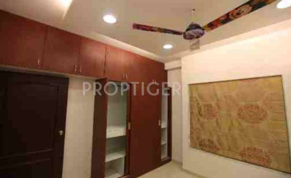 Images for Main Other of Fortune Greenfield 2