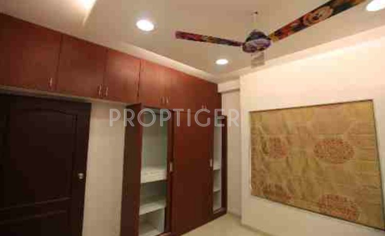 Images for Main Other of Fortune Greenfield 2