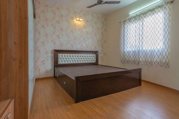  somu-pristine Bedroom