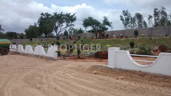 Images for Main Other of Aashish Woods