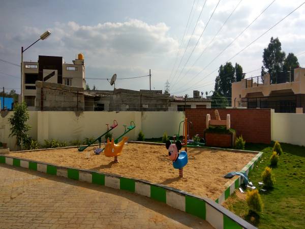  sunrise Children's play area