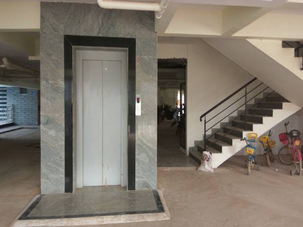  sunrise Lift Available