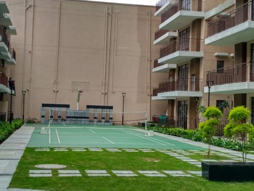  synera Badminton Court