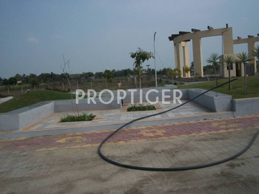Images for Main Other of Ishaan Vista Plots