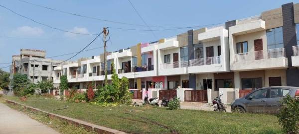 Elevation main of Pumarth Bliss I