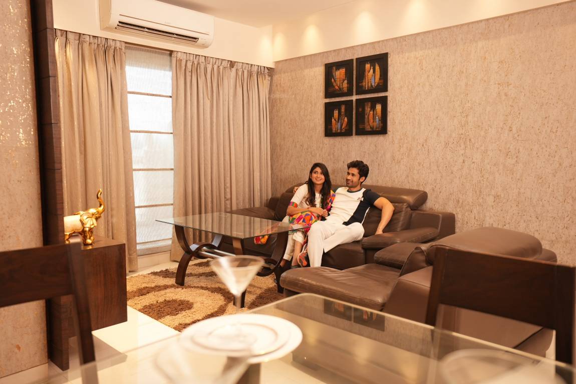  solitaire Living Area