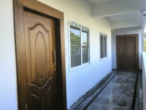 Images for Main Other of Raghavendra Ri Elegance