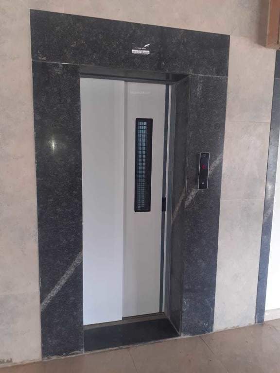  sai park Lift Available