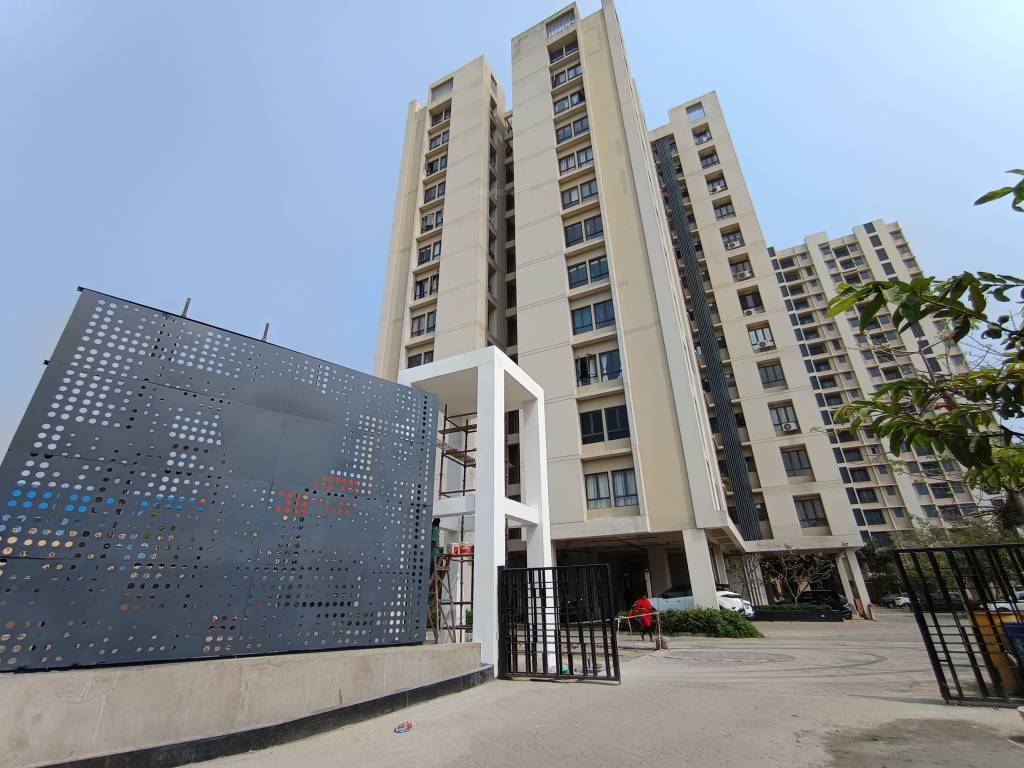 lakewood estate Elevation