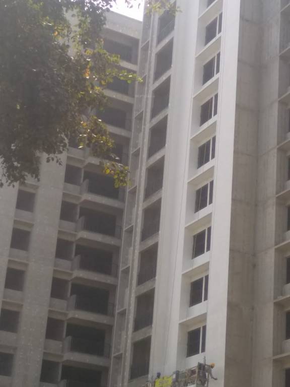 Images for Construction Status of Gopalan Lake Front