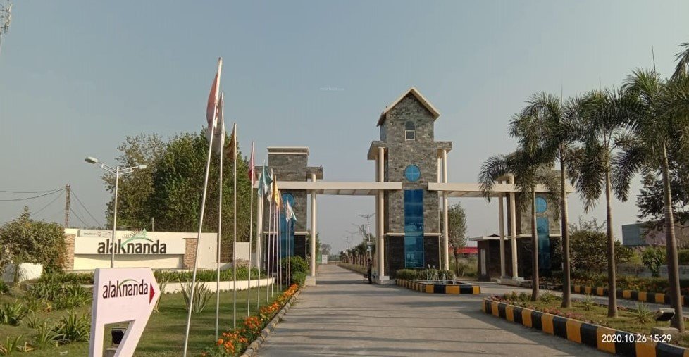  alaknanda plots Plot