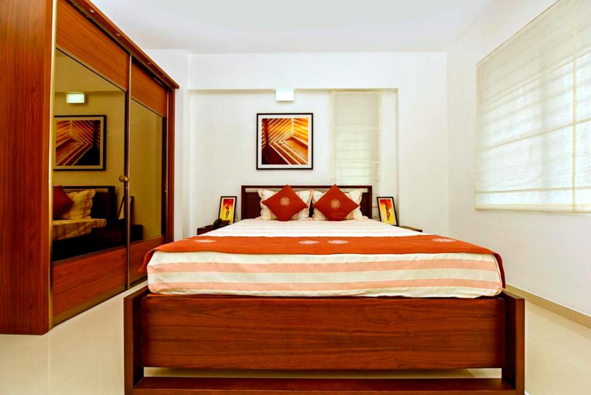 petunia and begonia Bedroom