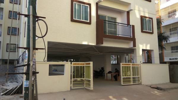 Elevation main of Ravoos Rainbow