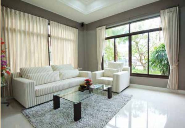 Living Area mannat Living Area