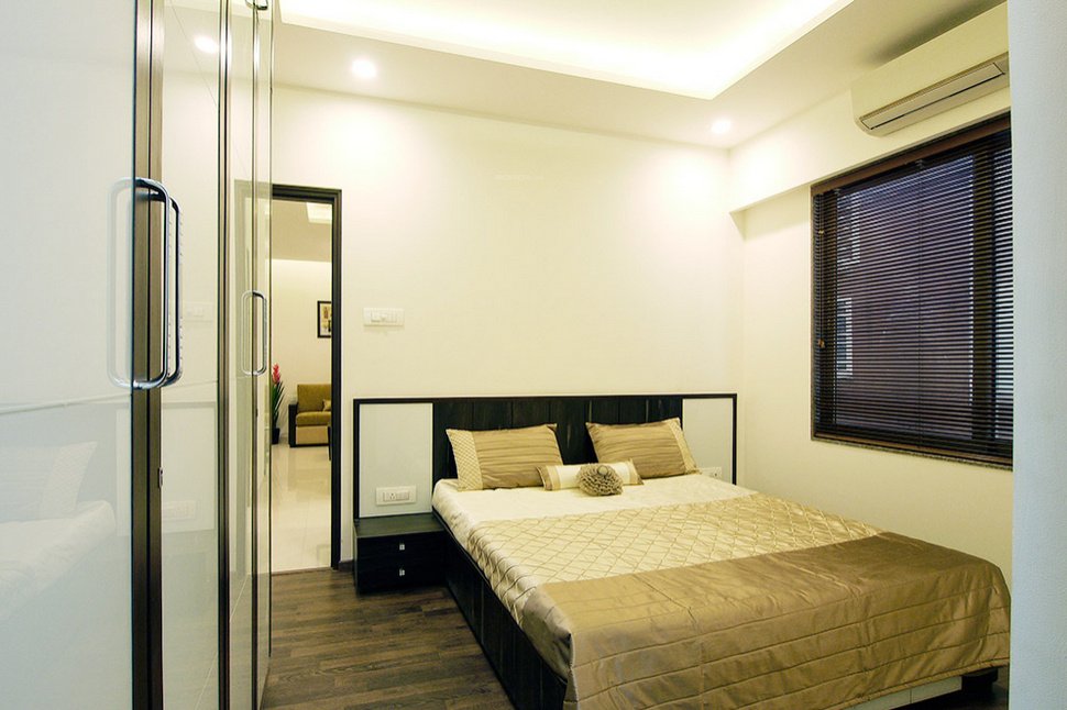 Images for Main Other of Shree Krishna Eastern Winds