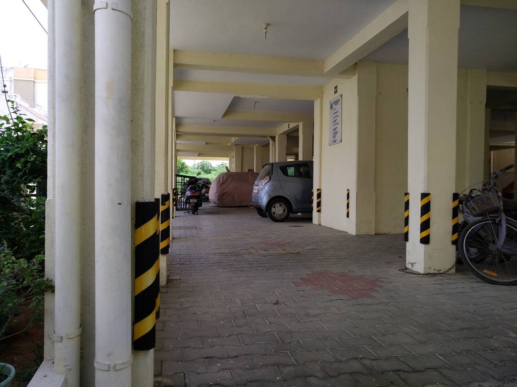  sri krishna palace b Car Parking