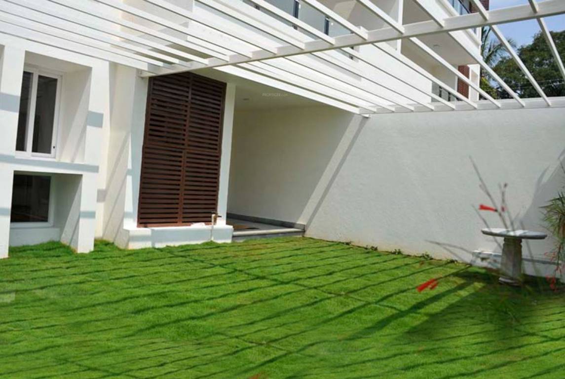  prime Landscaped Gardens