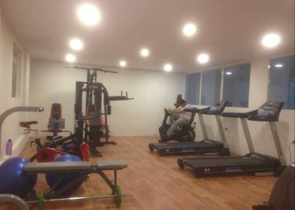 Gymnasium solitaire Gymnasium