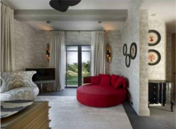 Living Area temple-view Living Area