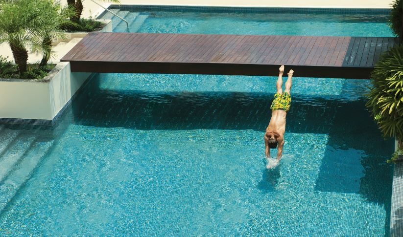  crescendo Swimming Pool