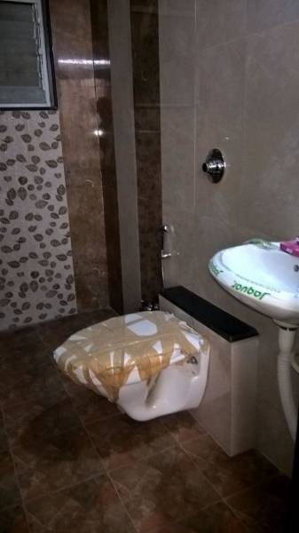  royale-hills Bathroom