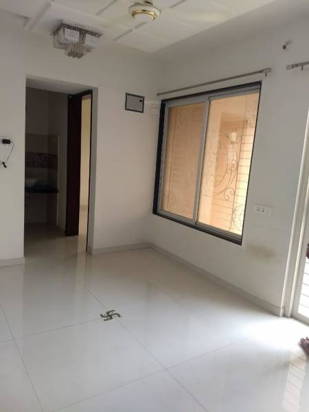  royale-hills Living Area