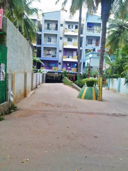 Images for Elevation of Pyramid Green Woods