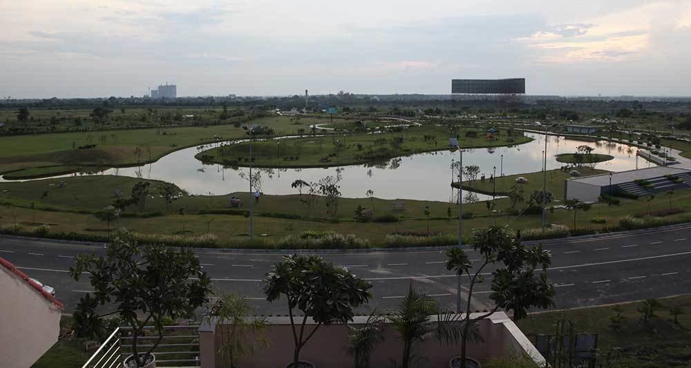 Images for Amenities of Gaursons 2nd Park View