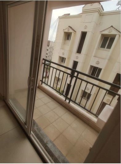 trisquare habitat Balcony