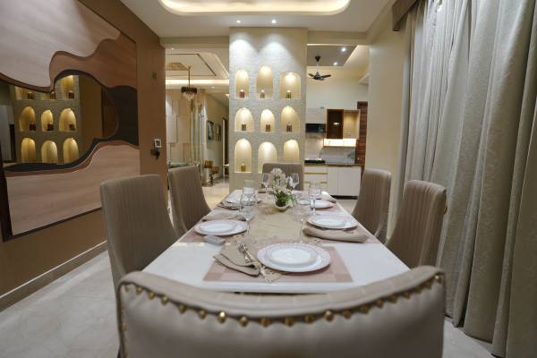  luxuriya-avenue Dining Area
