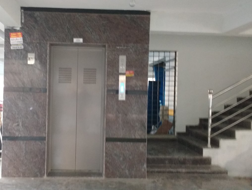 sarovar Lift(s)
